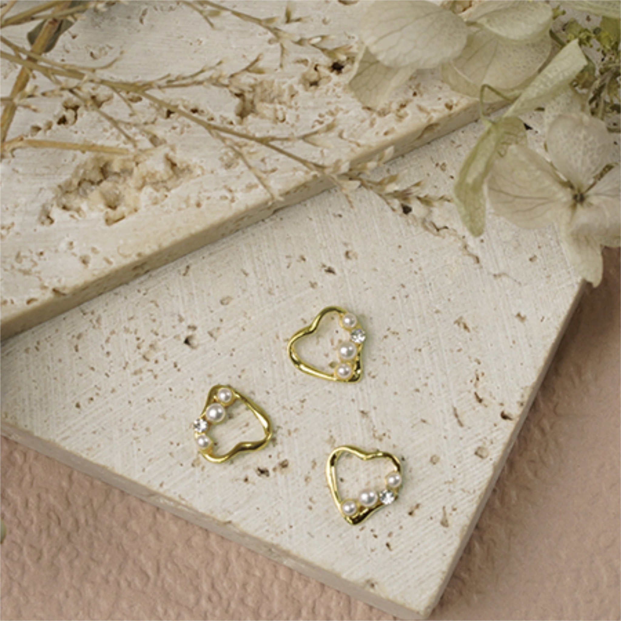 D.nail ジュエリービジューパーツ DM-112 ハートパール ゴールド